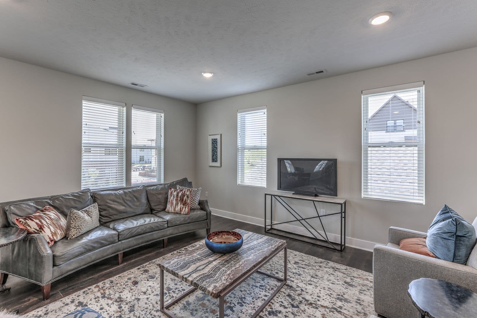 Elkhorn Apartment: 6108 Coventry Drive 102