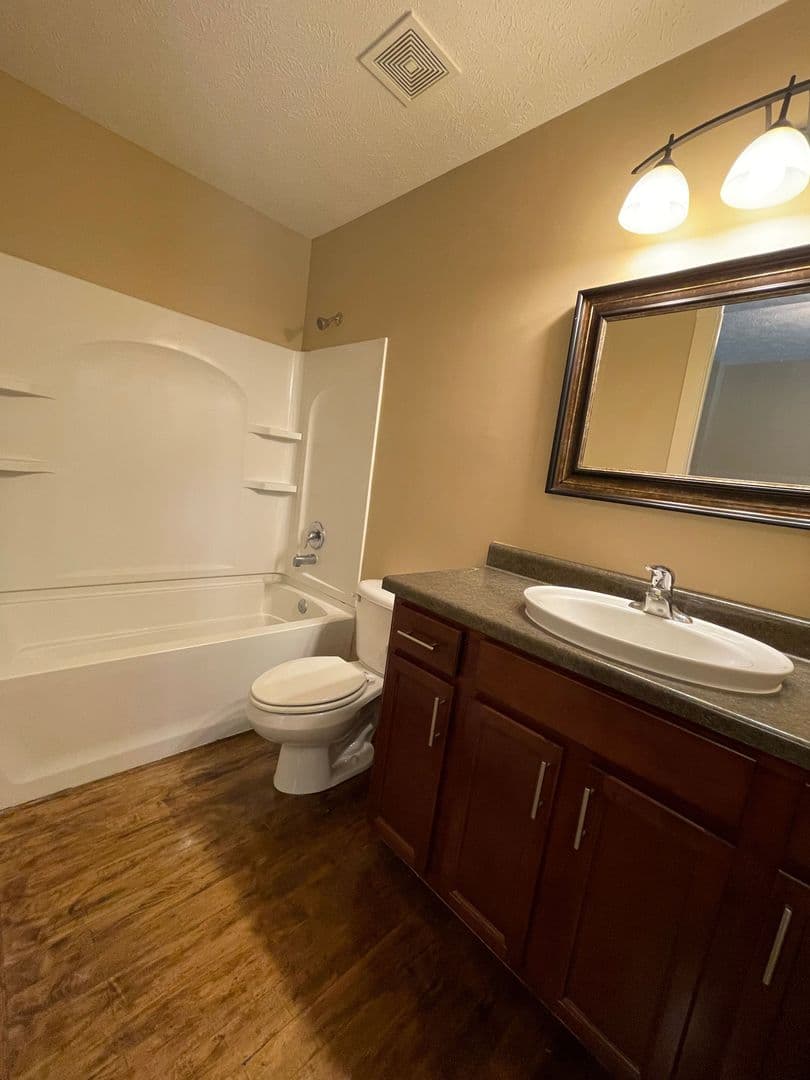 Omaha Apartment: 2934 Leavenworth