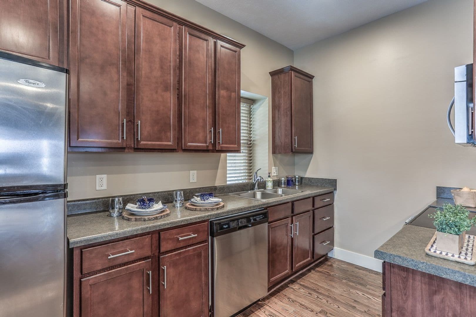 Omaha Apartment: 806 Park Avenue