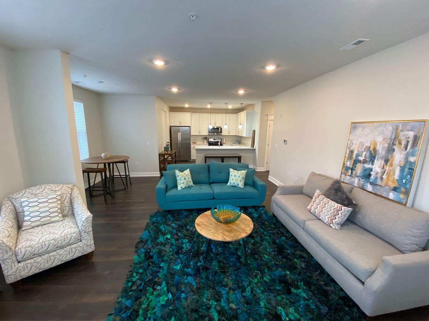 Omaha Apartment: 13108 Lincoln Road