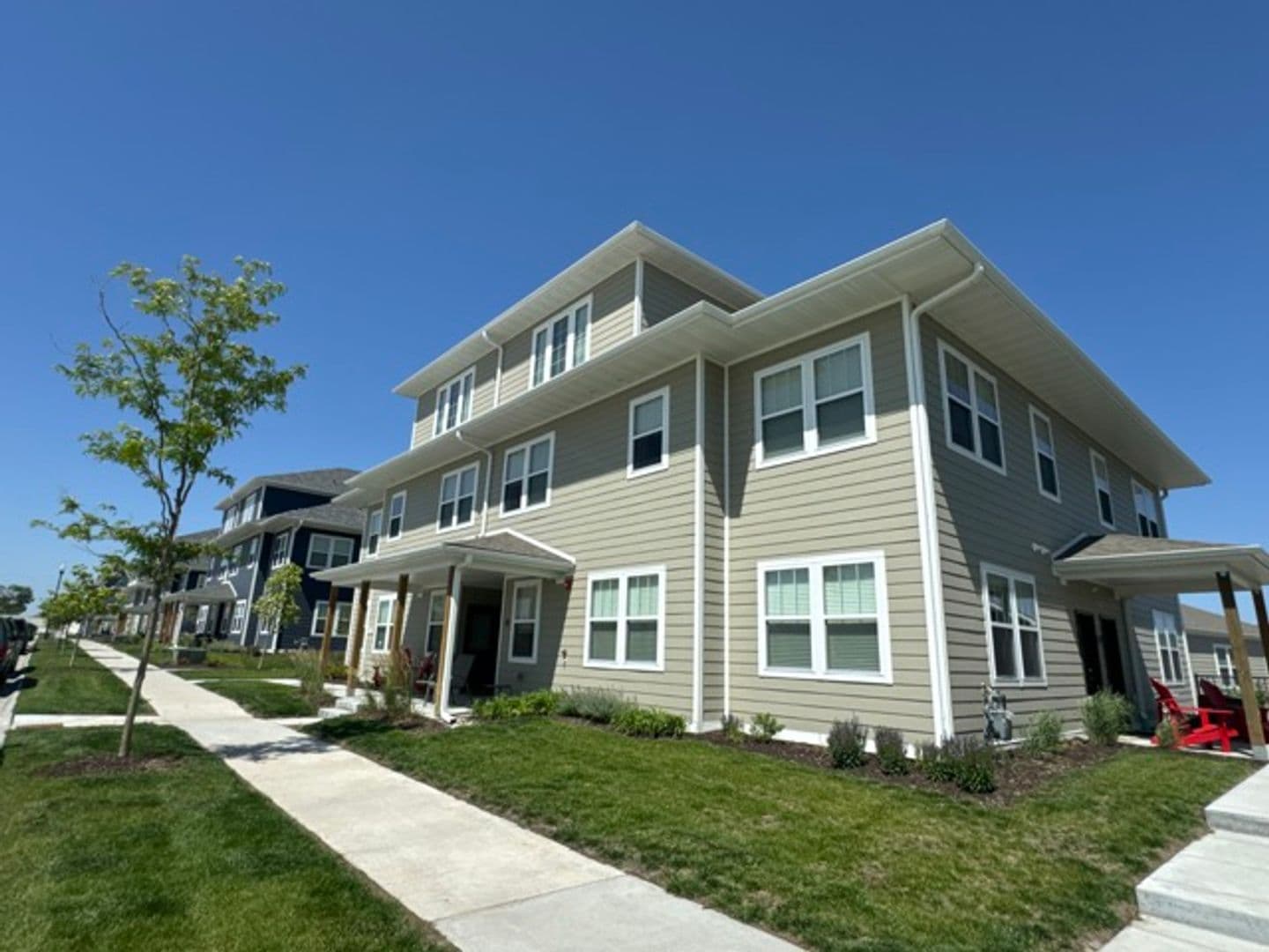 Omaha Apartment: 13041 Cornhusker Road