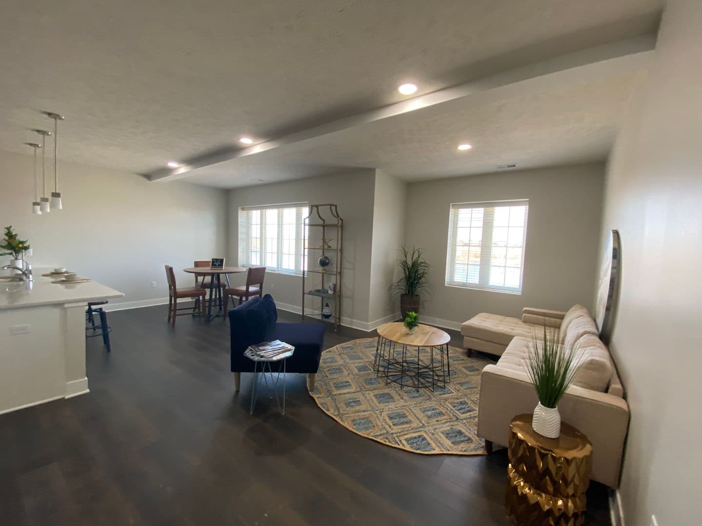 Omaha Apartment: 13108 Lincoln Road