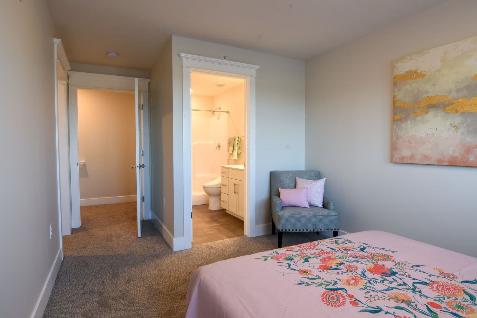 Omaha Apartment: 13178 Lincoln Road
