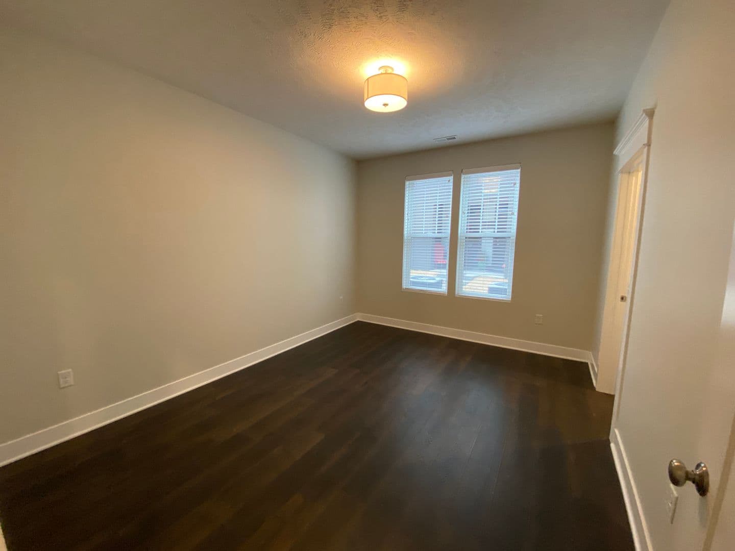 Omaha Apartment: 13108 Lincoln Road
