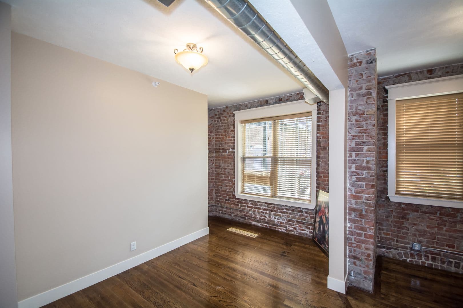 Omaha Apartment: 804 Park Avenue