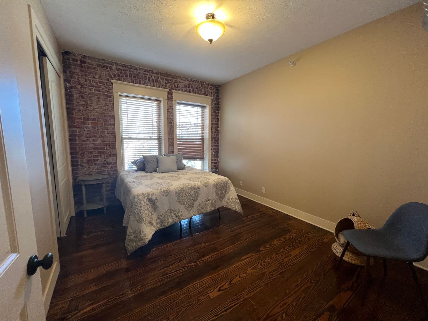 Omaha Apartment: 2934 Leavenworth