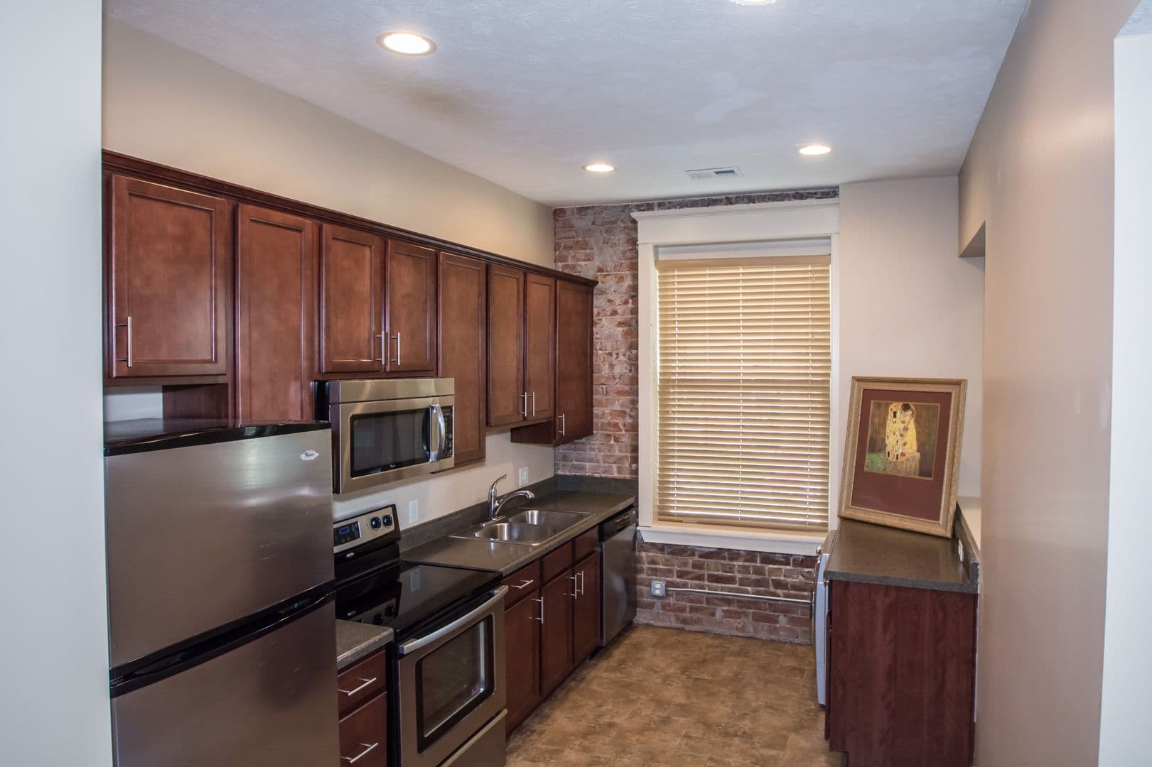 Omaha Apartment: 804 Park Avenue