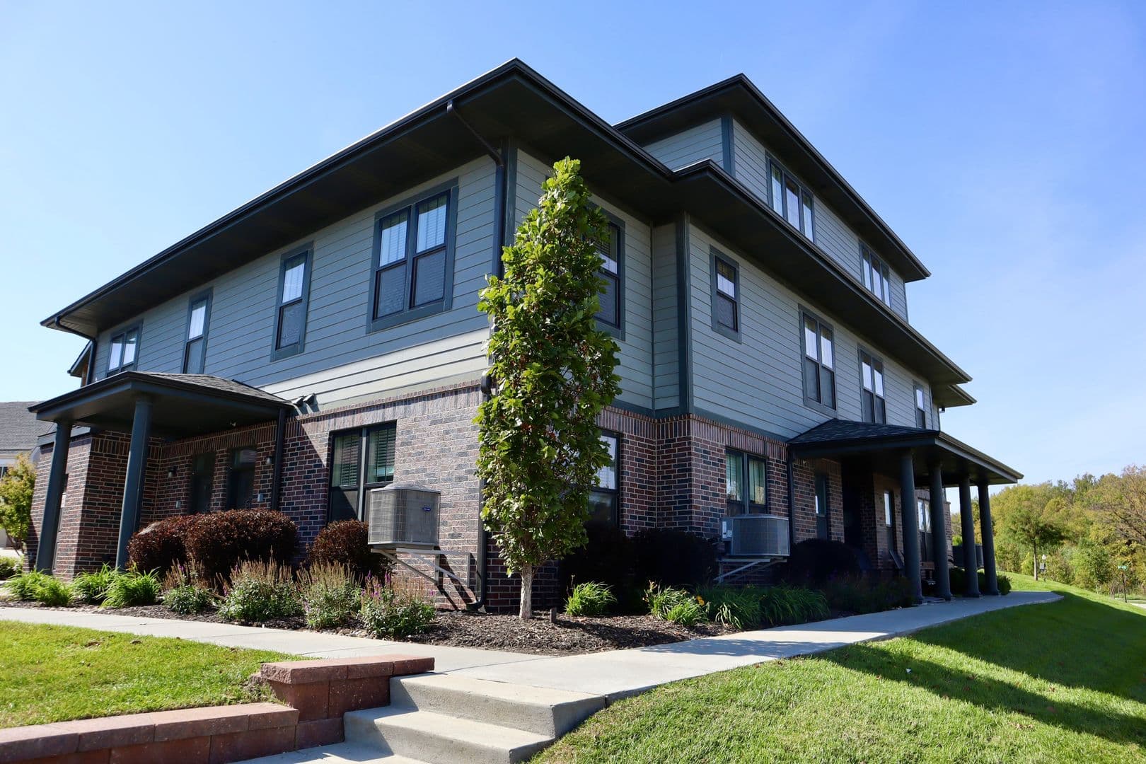 Omaha Apartment: 13108 Lincoln Road