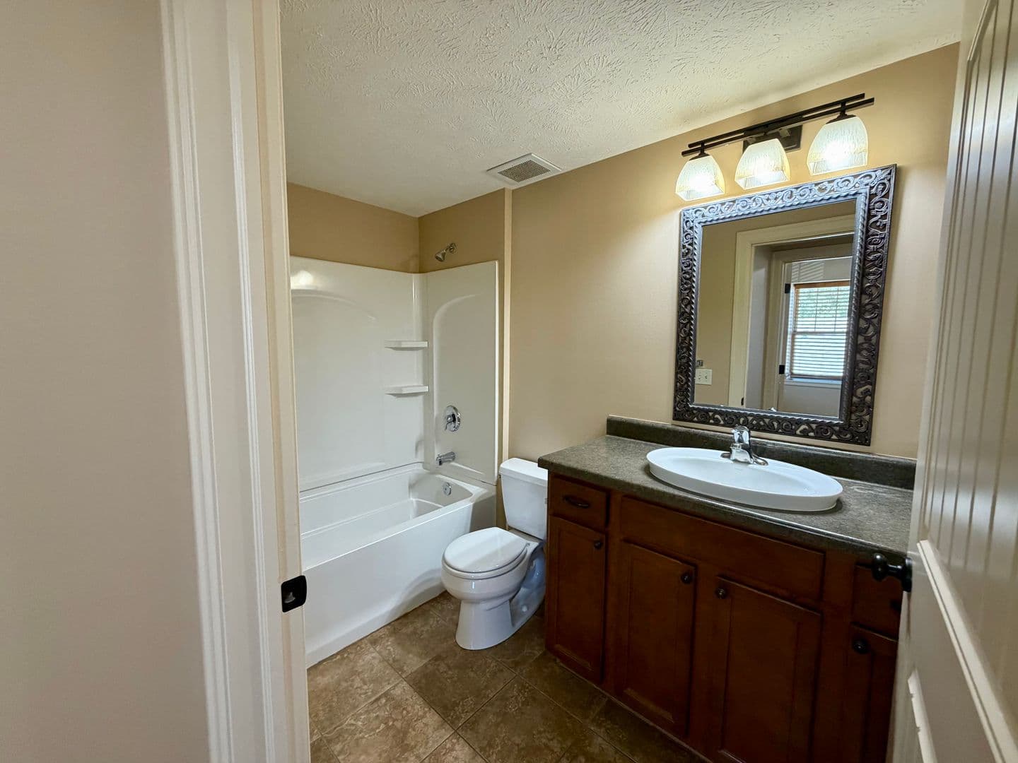 Omaha Apartment: 515 S. 31st Street