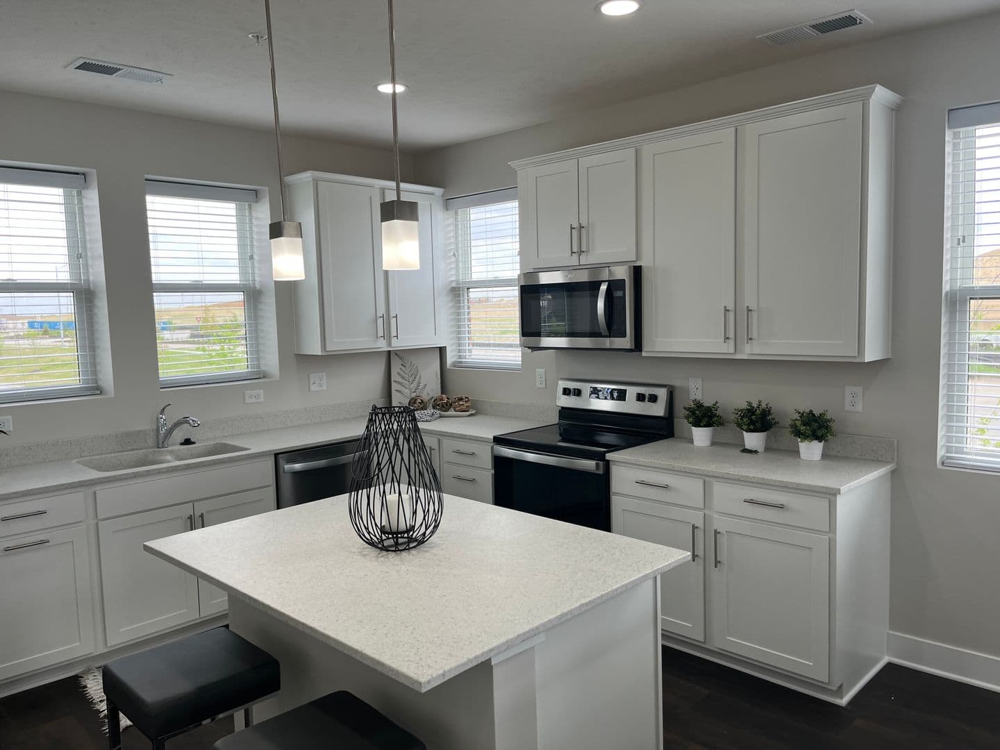 Elkhorn Apartment: 6108 Coventry Drive 102