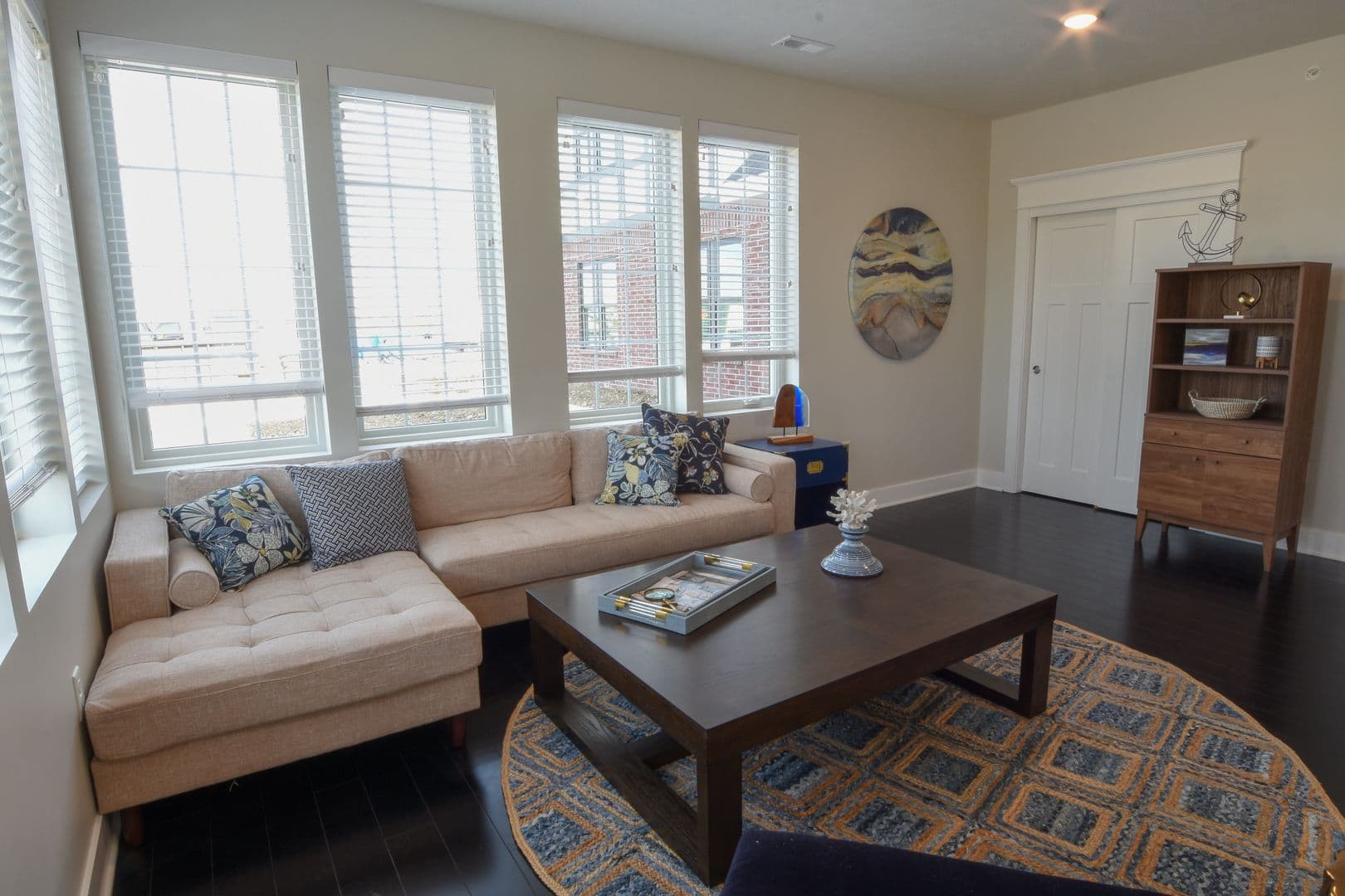 Omaha Apartment: 13178 Lincoln Road