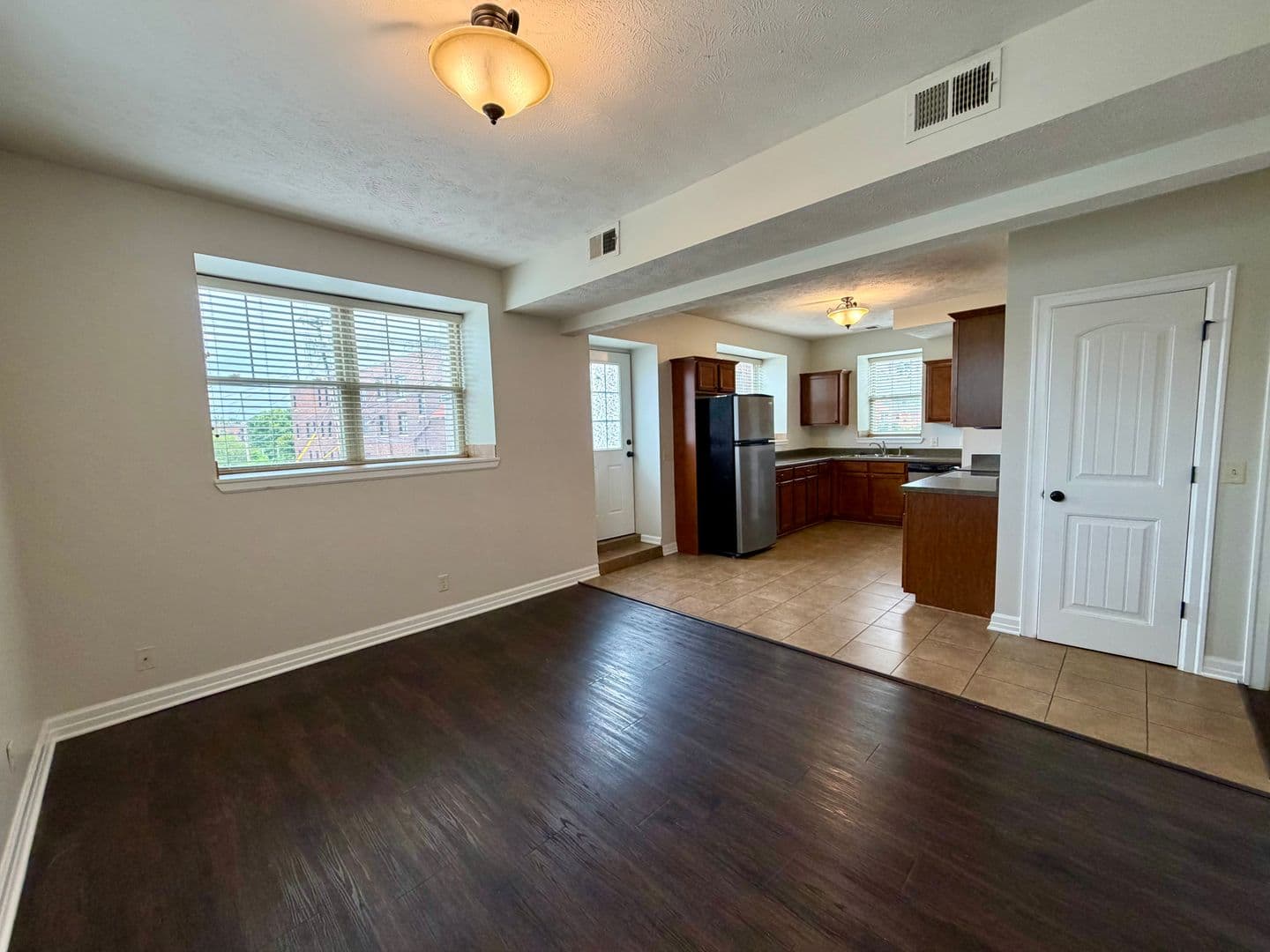 Omaha Apartment: 601-617 S. 31st Avenue