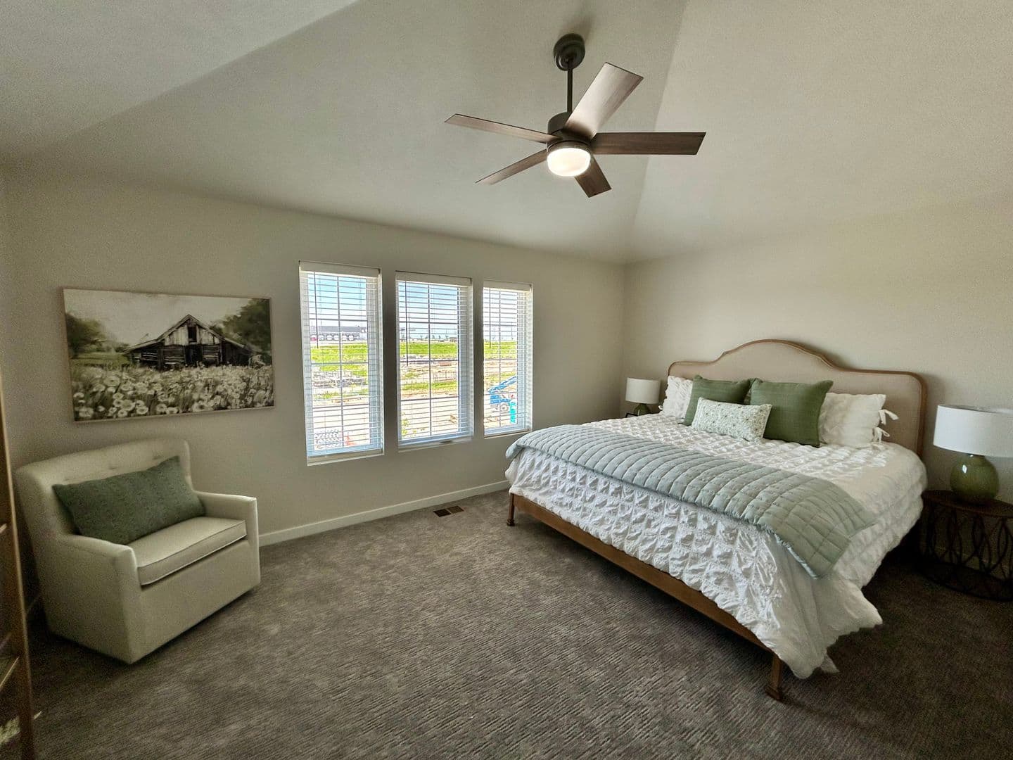 Omaha Apartment: 13041 Cornhusker Road