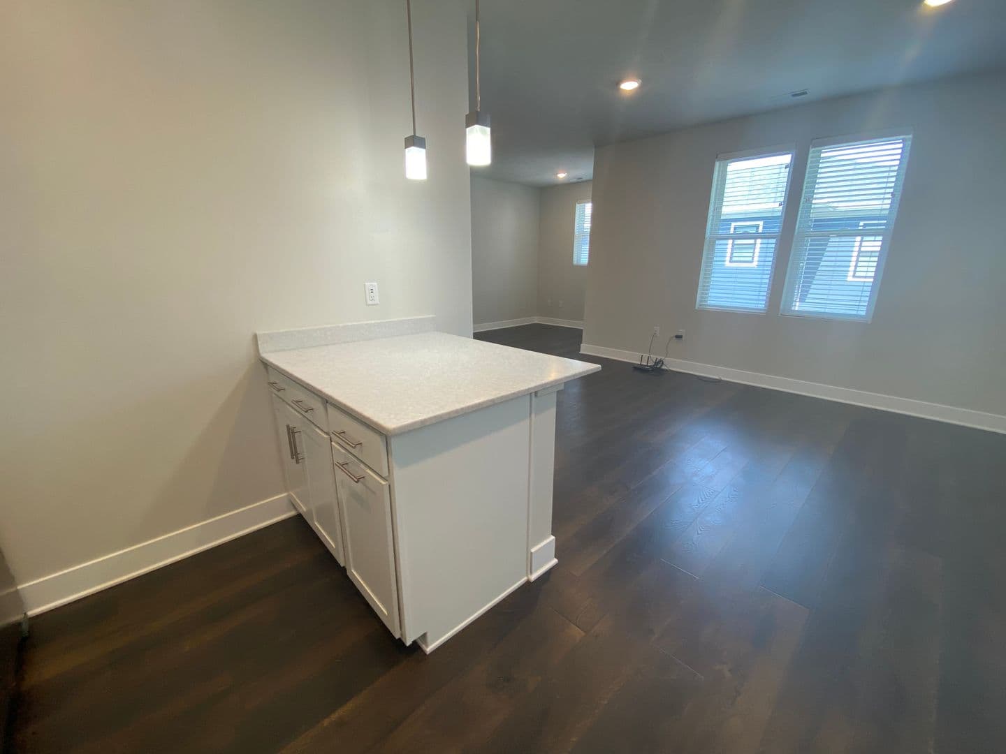 Omaha Apartment: 13178 Lincoln Road