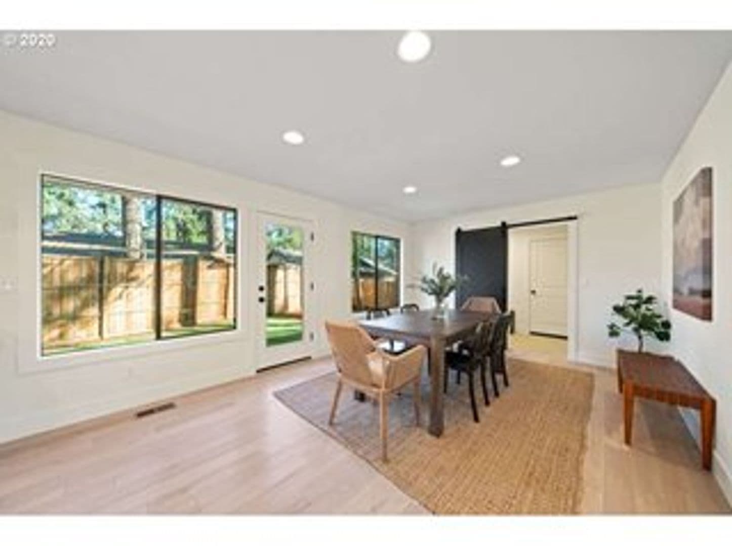Lake Oswego House: 3745 Division Court