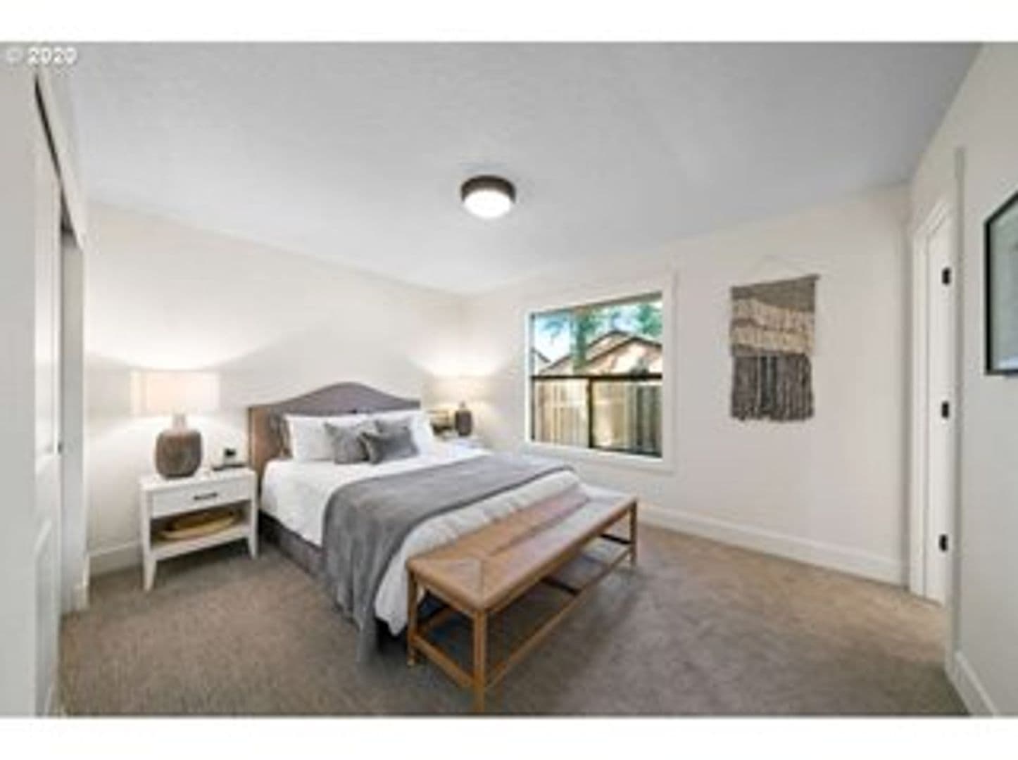 Lake Oswego House: 3745 Division Court