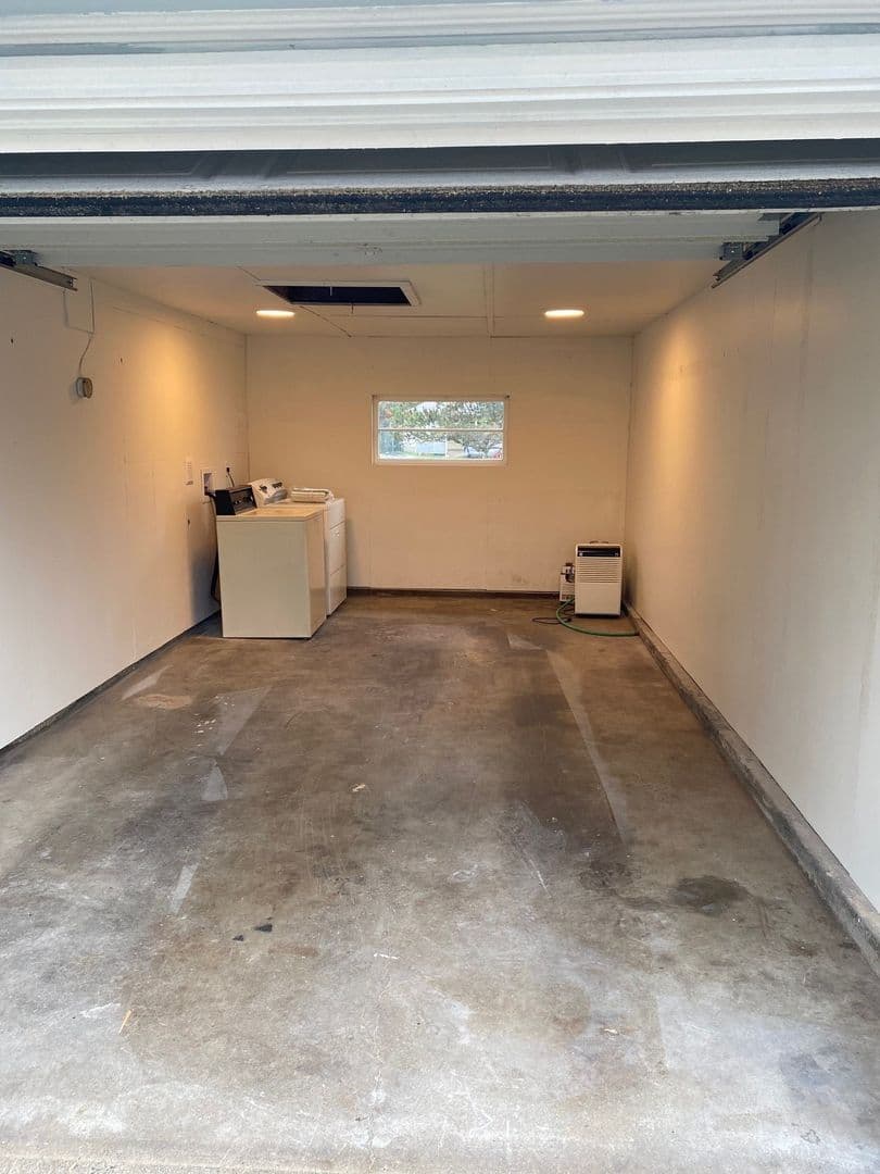 Portland House: 6144 N Willamette Blvd