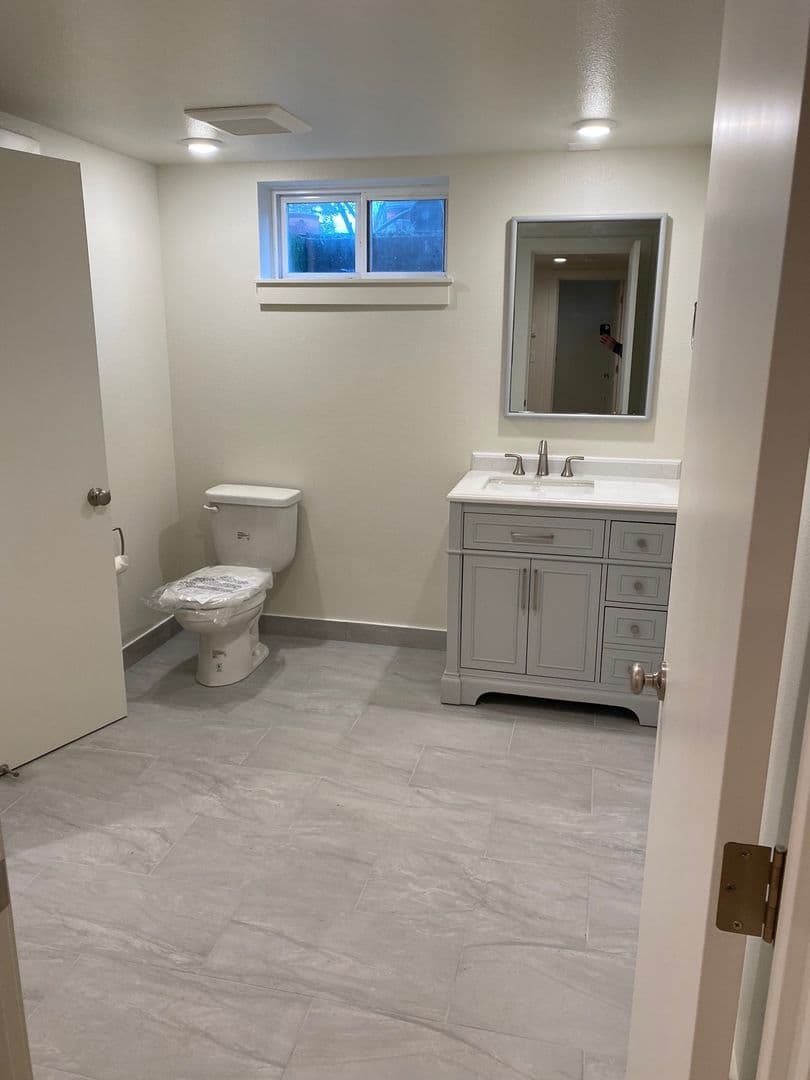 Portland House: 6144 N Willamette Blvd