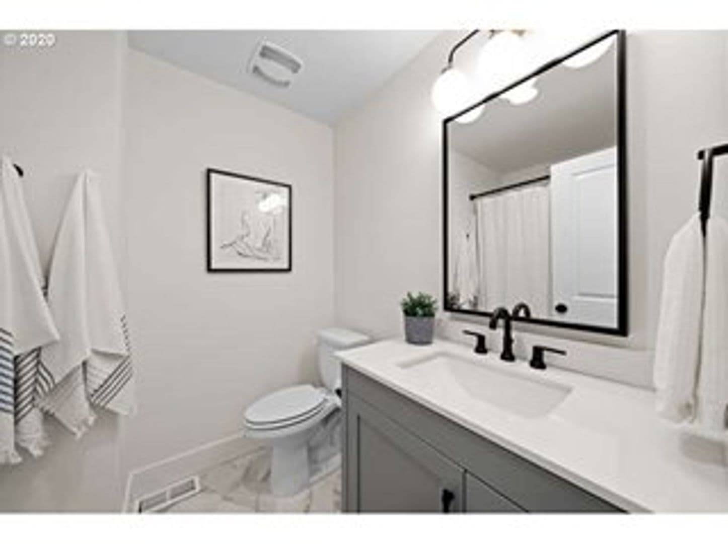 Lake Oswego House: 3745 Division Court