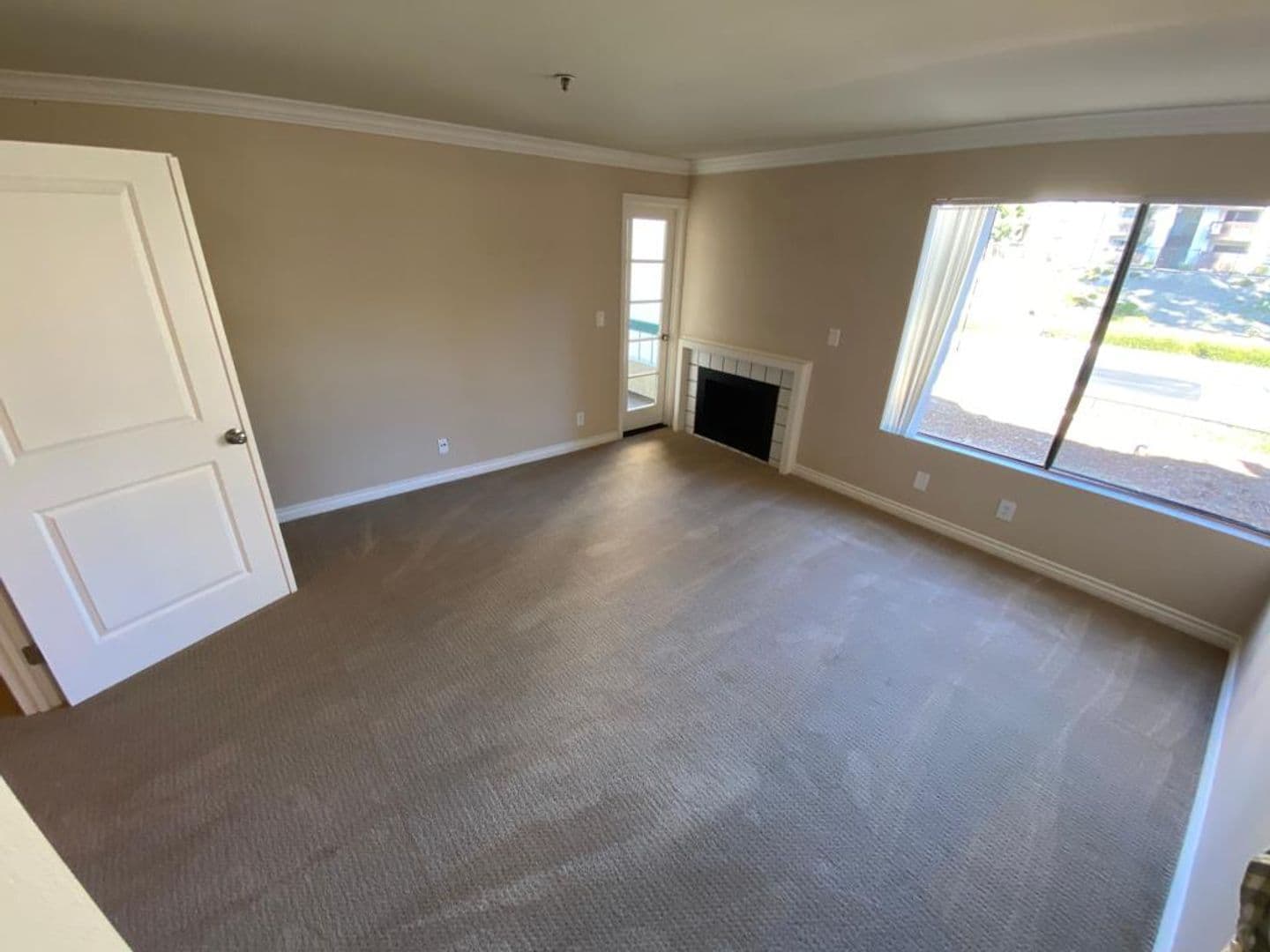 San Diego Condo: 11233 Tierrasanta Blvd. #22