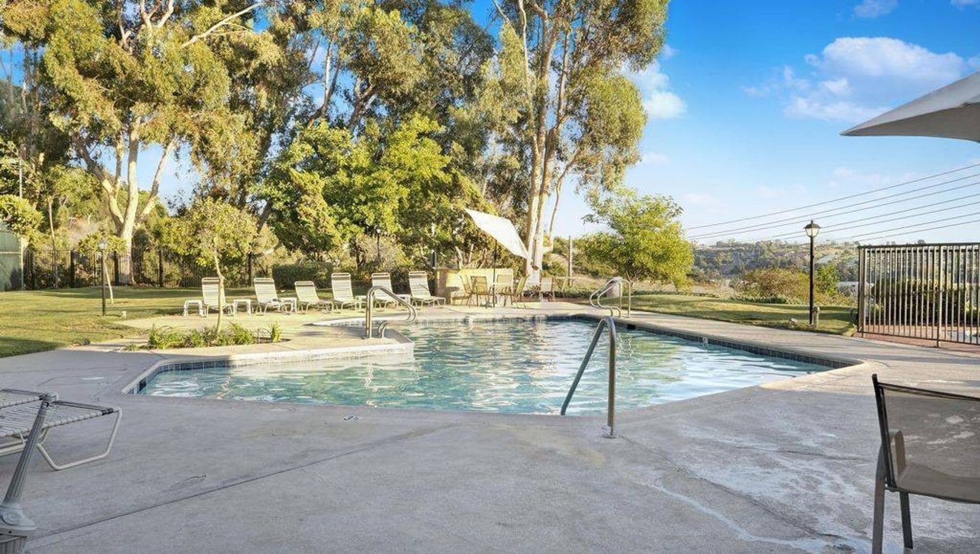 San Diego Condo: 11233 Tierrasanta Blvd. #22