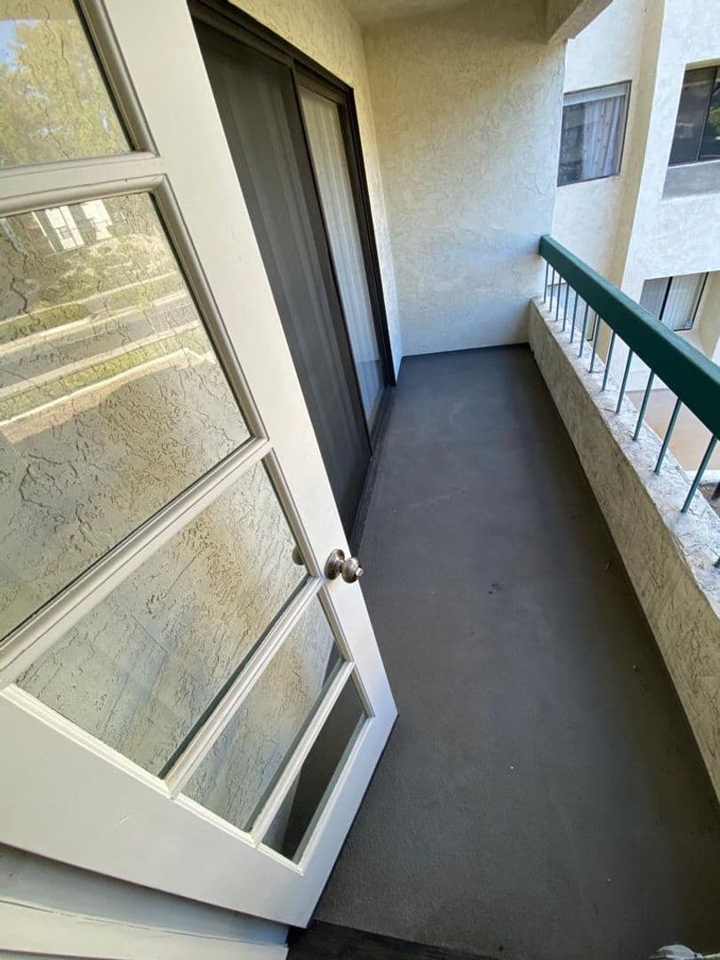 San Diego Condo: 11233 Tierrasanta Blvd. #22