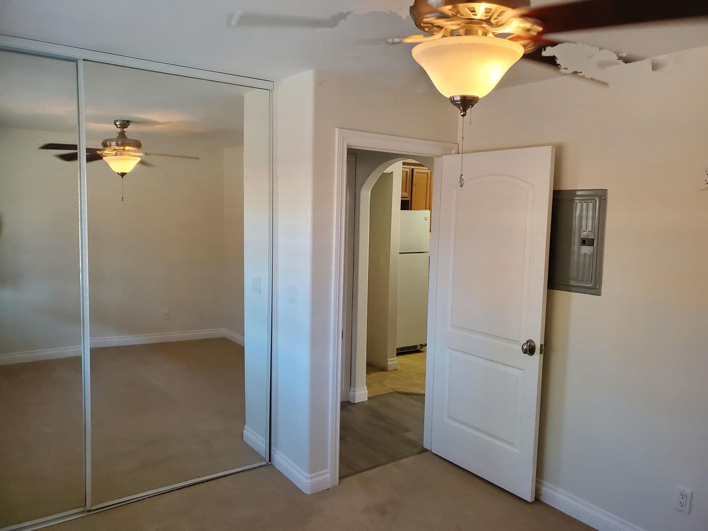 El Cajon House: 800 N. Mollison Ave. #23