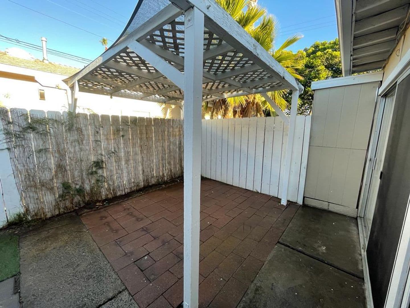 Oceanside House: 1640 S. Tremont St. #A