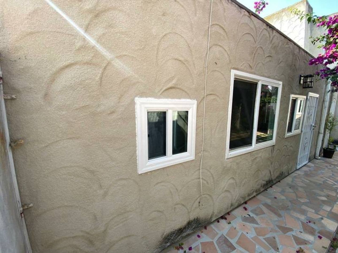 San Ysidro House: 2027 Avenida De La Cruz