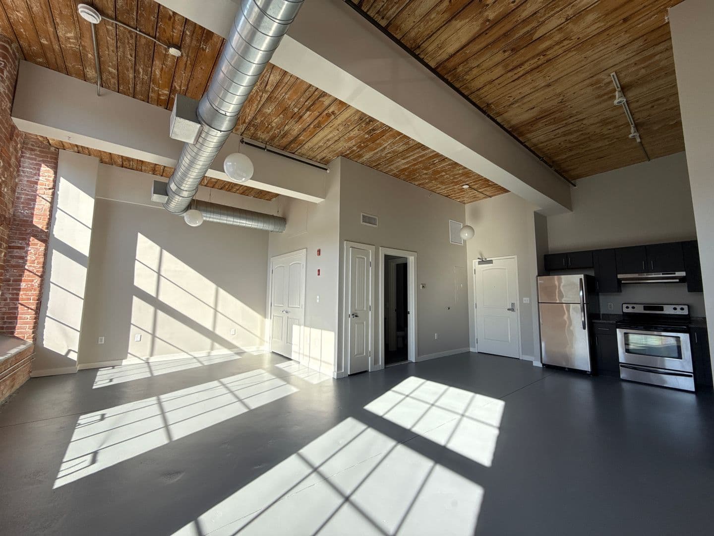 North Providence Apartment: 180 Waterman Ave