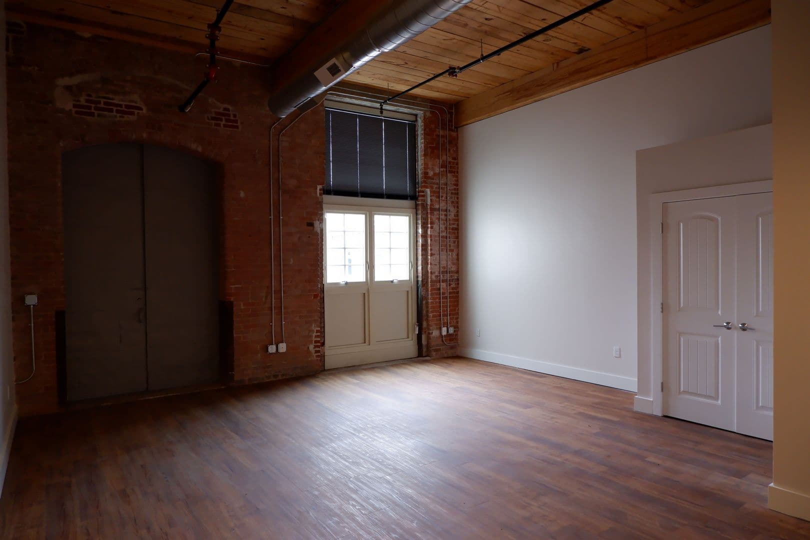 Pawtucket Apartment: 200 Esten Ave