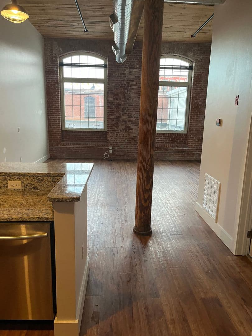 Pawtucket Apartment: 200 Esten Ave