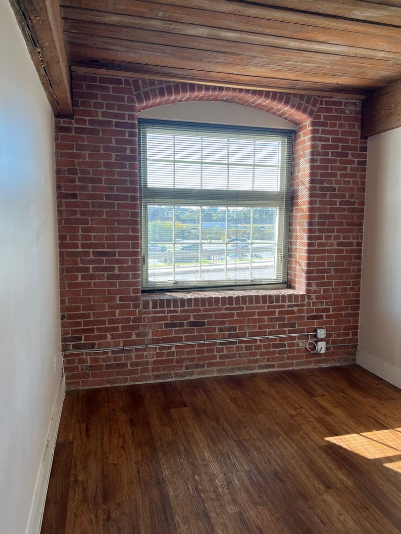 Pawtucket Apartment: 200 Esten Ave