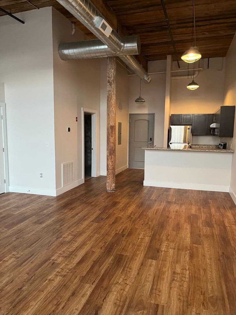 Pawtucket Apartment: 200 Esten Ave