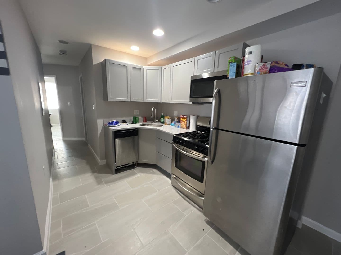 Washington Apartment: 1717 17th Street, NW