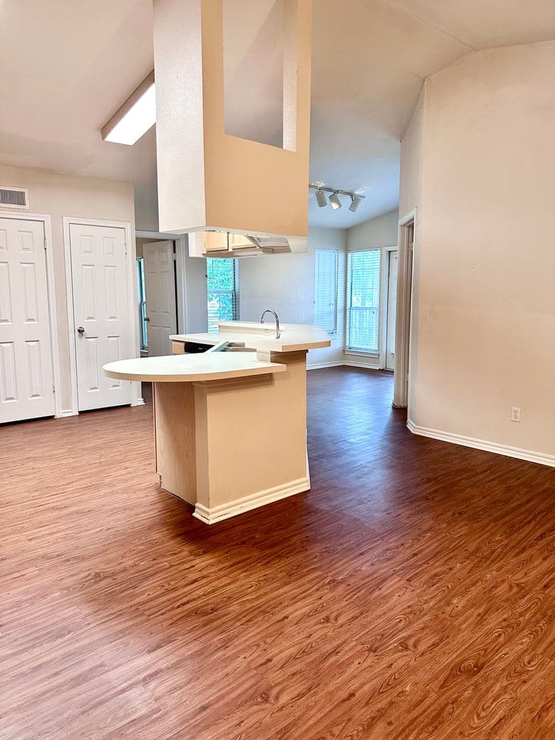 Austin Townhome: 6804 N Capital of Texas Hwy