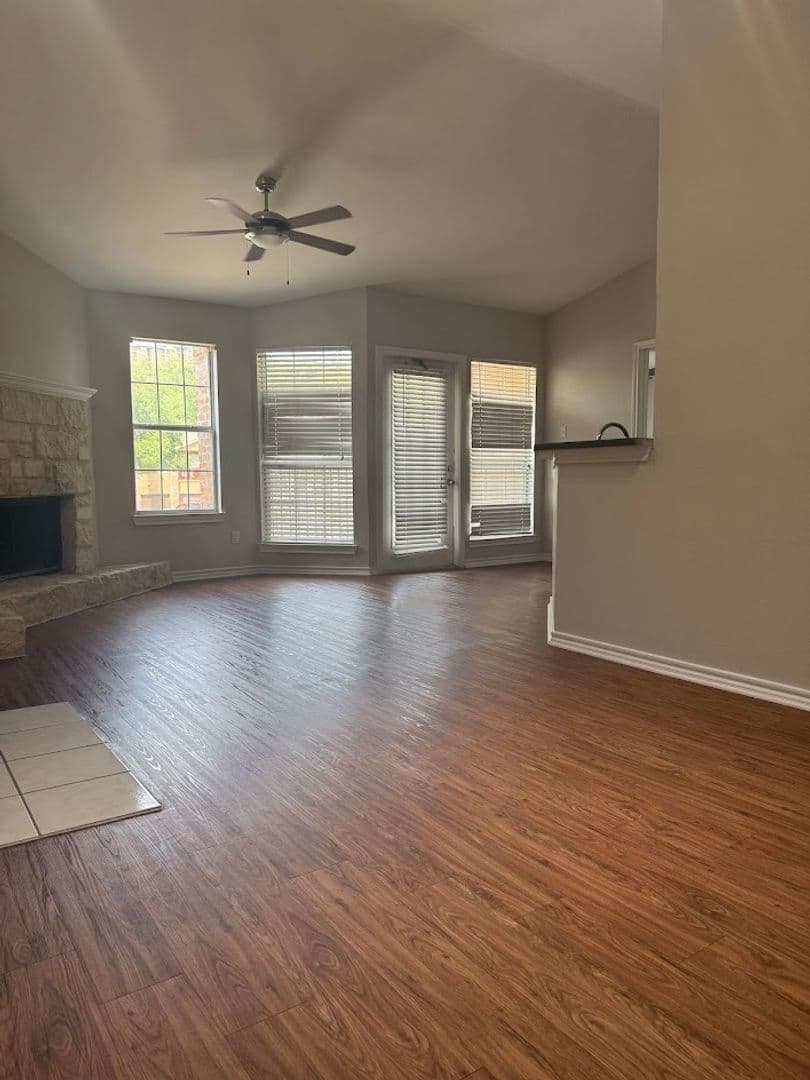 Austin Condo: 6804 N Capital of Texas Hwy