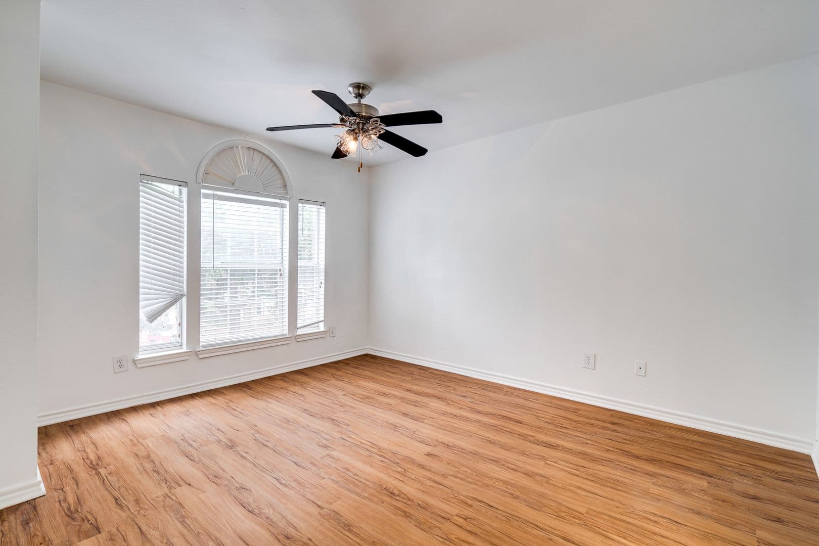 Austin Condo: 6804 N Capital of Texas Hwy
