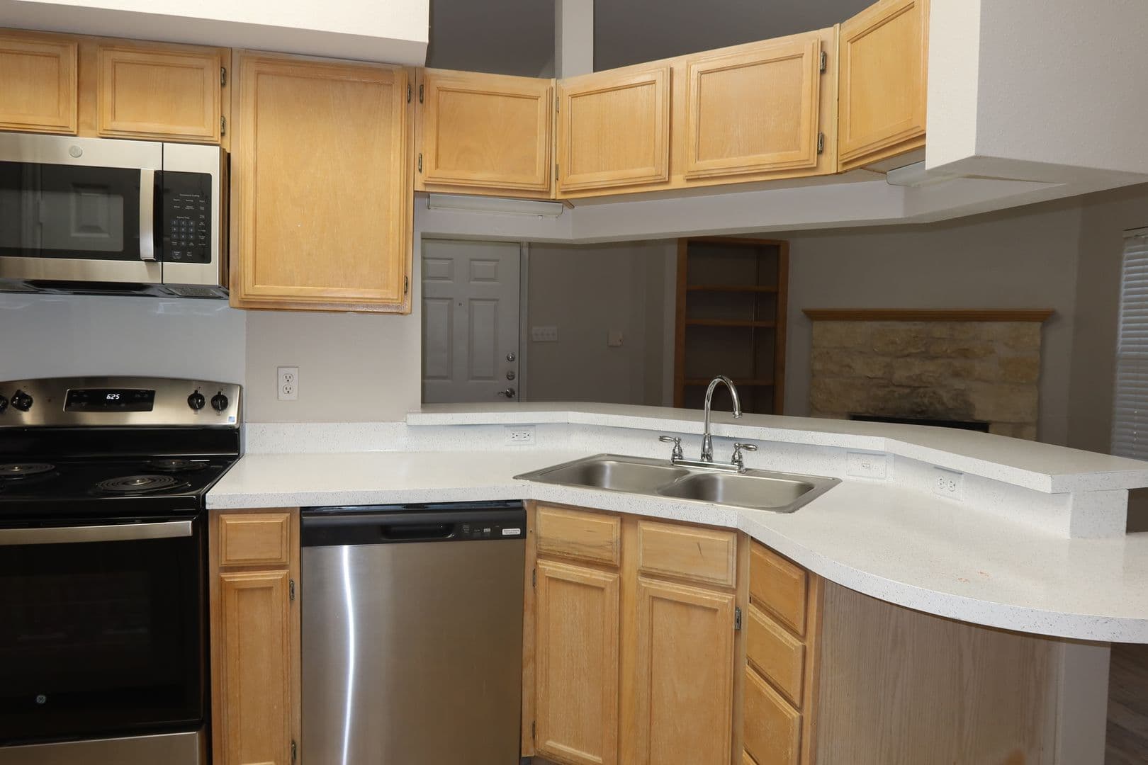 Austin Condo: 6804 N Capital of Texas Hwy