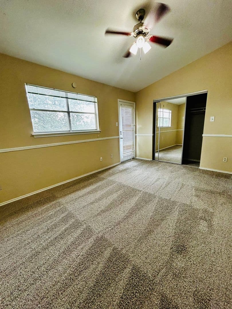 Austin Townhome: 1841 River Crossing Circle
