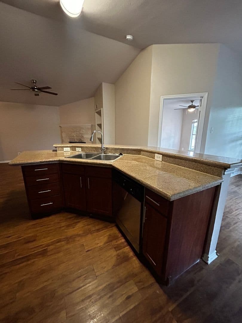 Austin Condo: 6804 N Capital of Texas Hwy