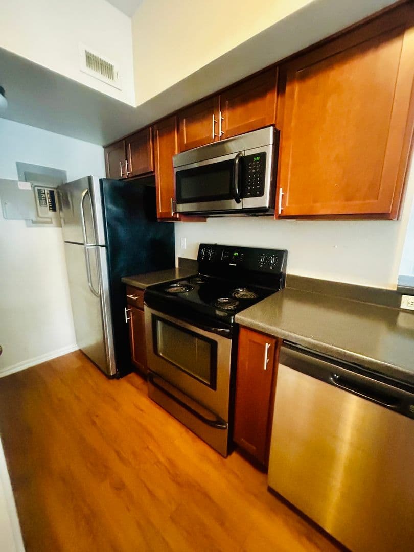 Austin Condo: 6804 N Capital of Texas Hwy