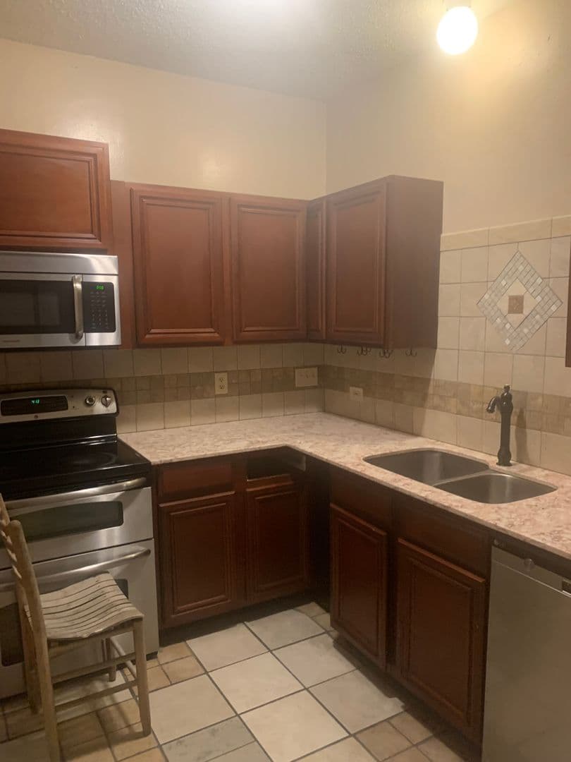 Austin Condo: 2216 San Gabriel #106