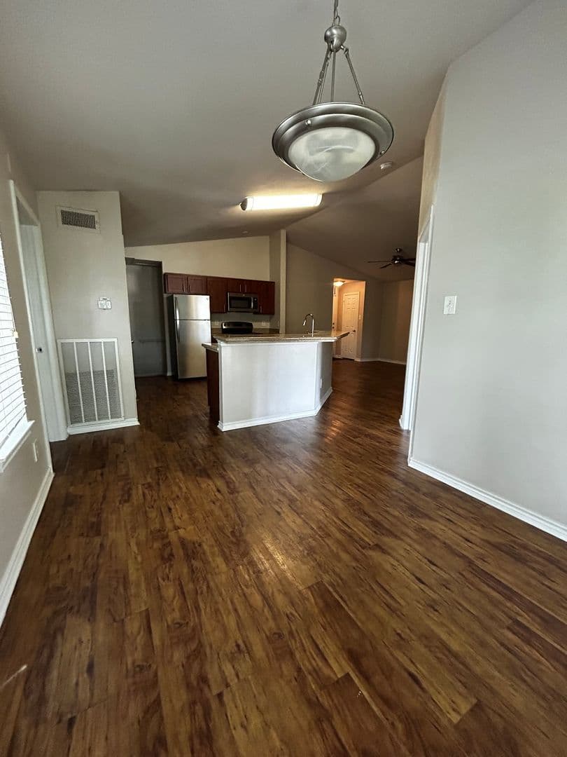 Austin Condo: 6804 N Capital of Texas Hwy
