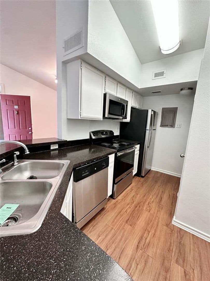 Austin Townhome: 6804 N Capital of Texas Hwy
