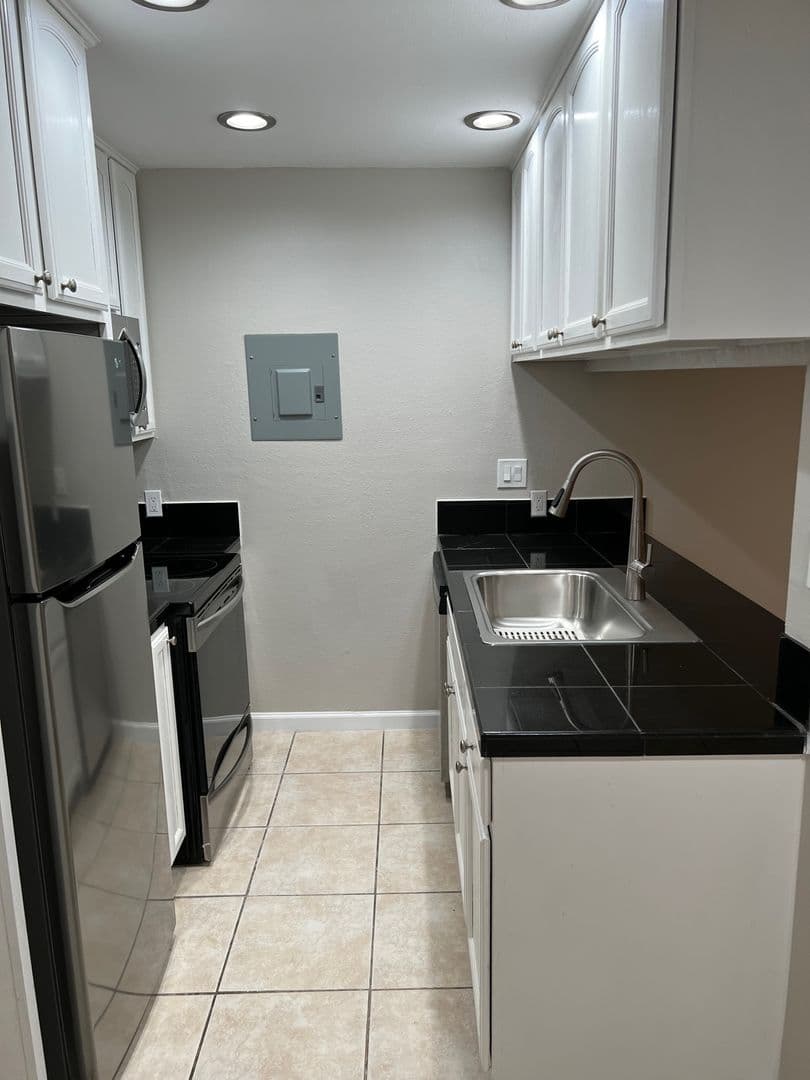Austin House: 2413 Leon