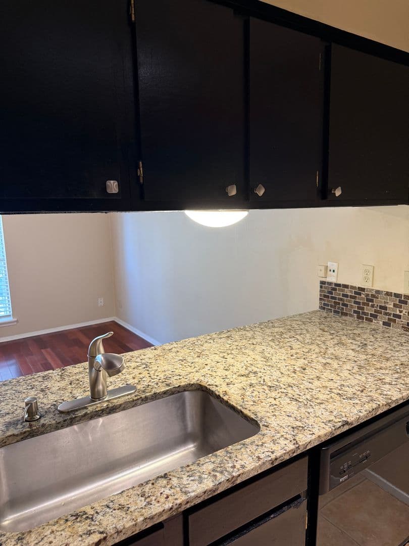Austin Condo: 202 E 45th
