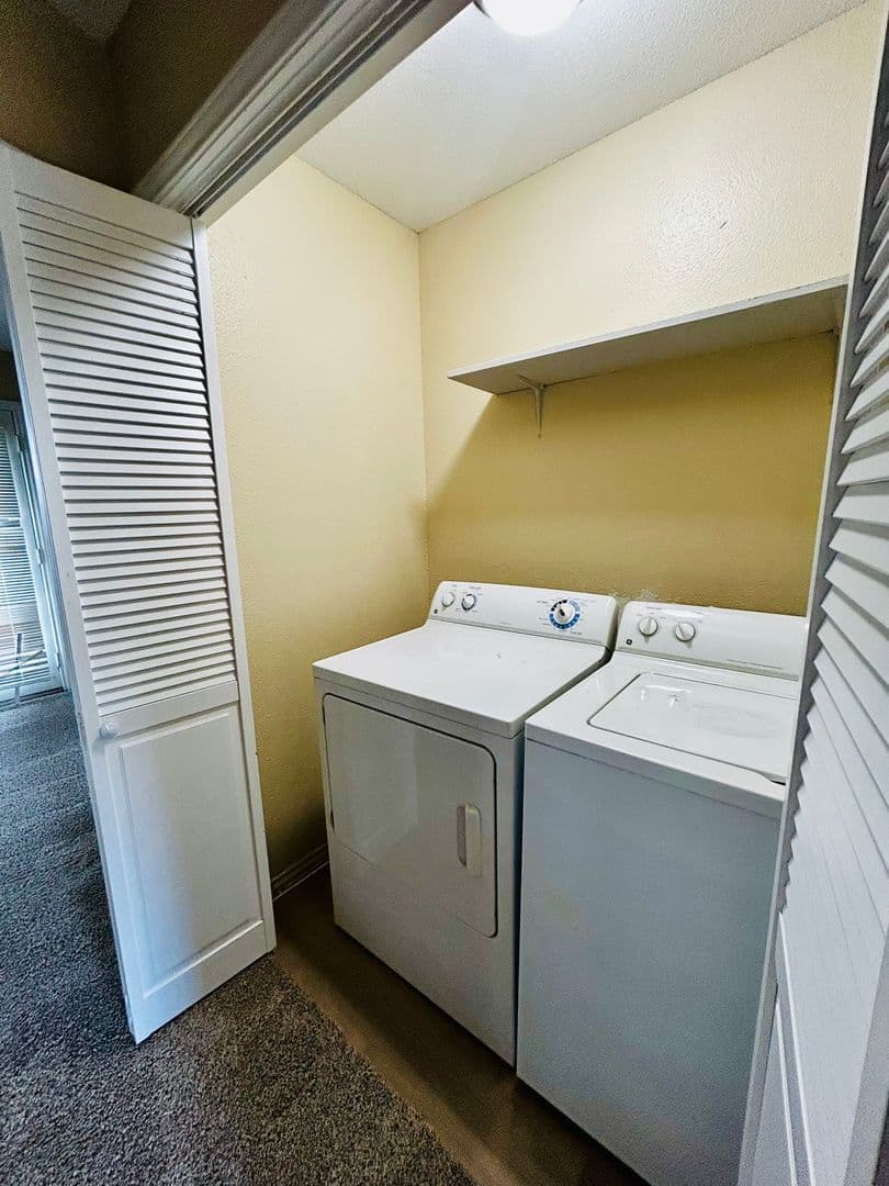 Austin Townhome: 1841 River Crossing Circle