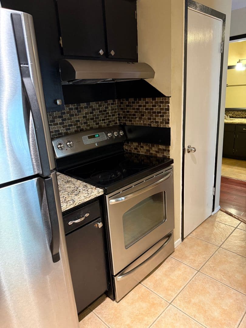 Austin Condo: 202 E 45th