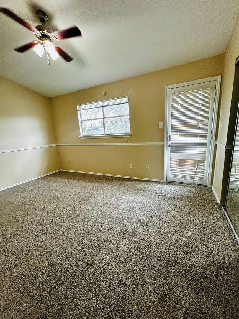 Austin Townhome: 1841 River Crossing Circle